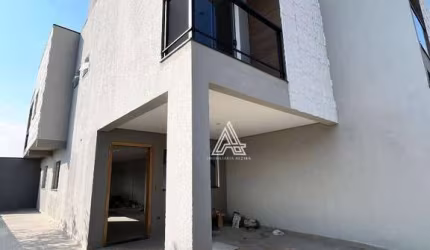 Lindo Sobrado para Venda com ótima localização