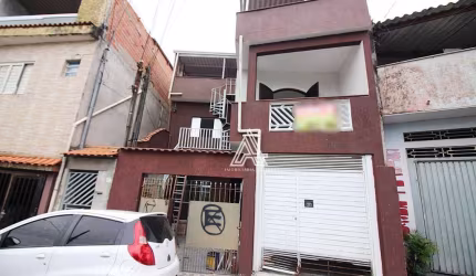 Casa Ampla com Churrasqueira.