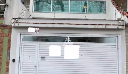 Casa luxuosa ao lado do parque Central, Hospital Brasil , conglomerados médicos da região.  5 minutos  do Shopping ABC!
