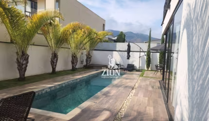 Casa com 3 dormitórios à venda, 300 m² por R$ 3.400.000,00 - Itapetininga - Atibaia/SP