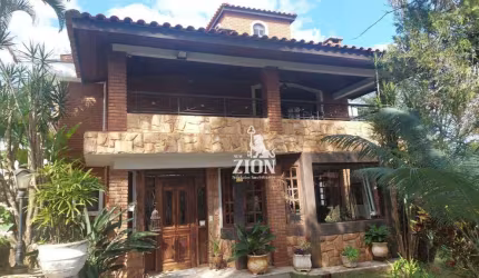 Casa com 4 dormitórios à venda, 550 m² por R$ 2.350.000 - Cantareira - Mairiporã/SP