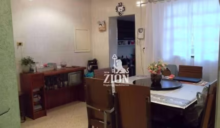 Sobrado com 3 dormitórios à venda, 210 m² por R$ 700.000 - Vila Santa Terezinha - São Paulo/SP