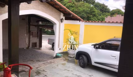 Casa com 3 dormitórios à venda, 200 m² por R$ 1.100.000 - Jardim Guanca - São Paulo/SP