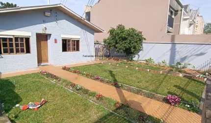 Oportunidade única: Casa à venda em Curitiba-PR, no bairro Guaíra, 3 quartos, 3 suítes, 1 sala, 2 banheiros, 3 vagas de garagem, 93m².Averbada