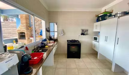 Casa com 4 dorms, Solemar, Praia Grande - R$ 1.35 mi, Cod: 1016