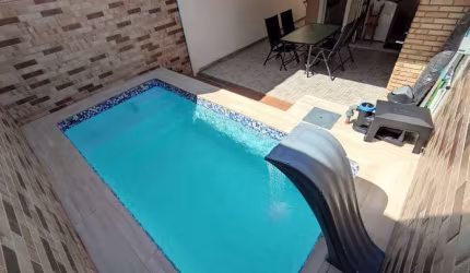 Casa com 3 quartos, Guilhermina, Praia Grande - R$ 1.3 mi, Cod: 2423