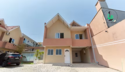Excelente sobrado triplex em condomínio no São Bráz, 170,00M² privativos;