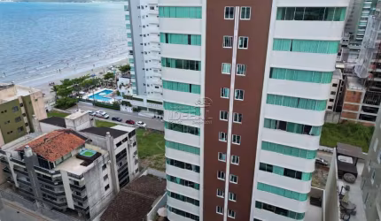 Apartamento com 4 quartos à venda em Meia Praia, Itapema  por R$ 4.380.000