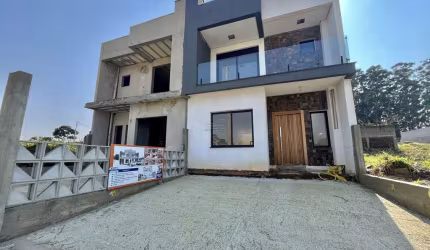 Casa com 3 quartos à venda no Centro, Nova Santa Rita  por R$ 599.000