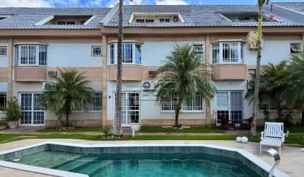 Casa em condomínio fechado com 2 quartos à venda no Centro, Canoas  por R$ 790.000