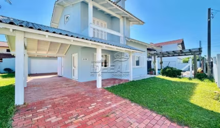 Casa com 4 quartos à venda no Centro, Imbé  por R$ 655.000