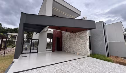 LINDA CASA PRONTA PARA MORAR NO CONDOMINIO MOSAICO - PONTA NEGRA