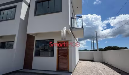 Casa com 2 quartos à venda na Maria Salete Marchi, 01, Areias, Tijucas por R$ 399.000