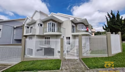 Casa com 4 dormitórios à venda, 371 m² por R$ 2.200.000,00 - Cascatinha - Curitiba/PR
