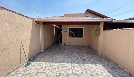 Casa Geminada a 450m da Praia