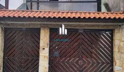 Lindíssimo Sobrado com 03 Dormitórios e 07  Vagas de Carro, 278m² à Venda por R$ 650.000,00 - Jardim Presidente Dutra - Guarulhos/SP.
