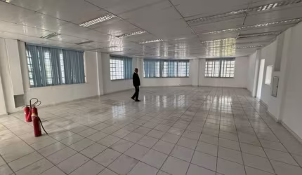 Barracão / Galpão / Depósito para alugar na Rua General Argolo, 57, São Cristóvão, Rio de Janeiro por R$ 35.000.000