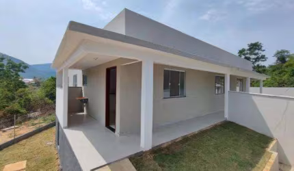 Casa com 2 quartos à venda no São José do Imbassaí, Maricá , 75 m2 por R$ 310.000