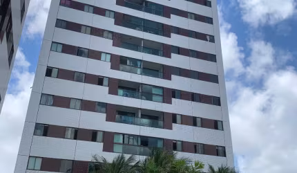Excelente apartamento no Cordeiro