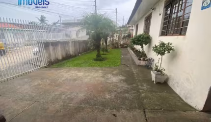 Casa medindo 100m² com 3 quartos no Guaraituba Colombo