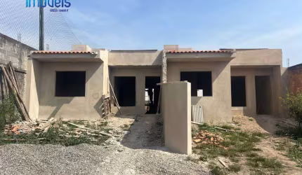 Casa com 3 dormitórios em condominio no Jd das Graças em Colombo