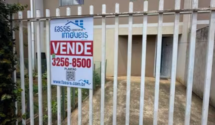 Excelente sobrado em Piraquara com 2 quartos.