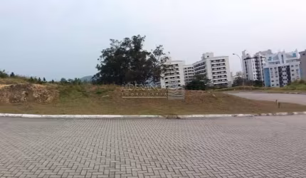 Terreno em condomínio fechado à venda na Rua Rodrigo Rampinelli Jeremias, --, Itacorubi, Florianópolis por R$ 1.620.000