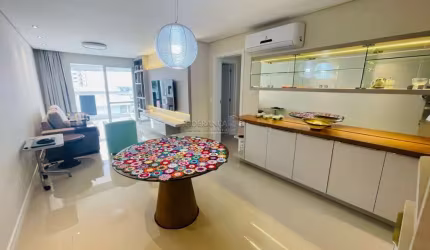 Apartamento com 3 quartos à venda na Rua José Cândido da Silva, --, Estreito, Florianópolis por R$ 1.200.000