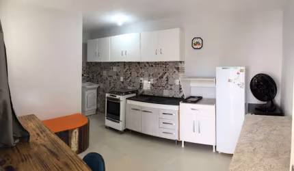 Kitnet / Stúdio para alugar na Rua Trajano Margarida, --, Trindade, Florianópolis por R$ 1.850