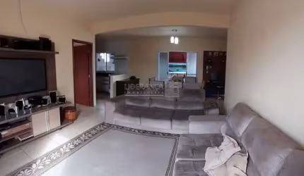 Casa com 5 quartos à venda na Servidão Capitão Carlos Lamarca, --, Campeche, Florianópolis por R$ 970.000