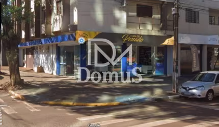 Sala de esquina a venda no Centro de Toledo