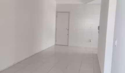 ALUGO APARTAMENTO C/ 2 DORMITÓRIOS E AR CONDICIONADO