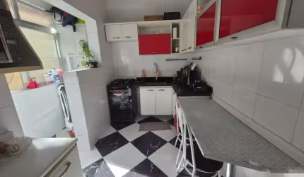 Vendo apto Embaré 2 dorms - 4 quadras da praia REF 2778