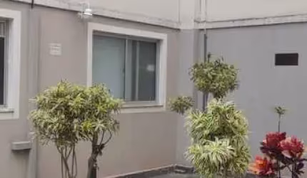 Apartamento com 2 quartos à venda na Rua Seraphim Banietti, 1080, Caguassu, Sorocaba por R$ 200.000
