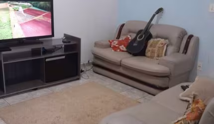 Casa com 2 quartos à venda na Severo Pereira, 267, Jardim Wanel Ville V, Sorocaba por R$ 255.000