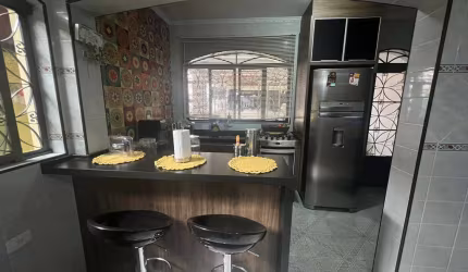 Casa com 3 quartos à venda na Avenida Eugênio Bernardi, 110, Parque Bela Vista, Votorantim por R$ 650.000