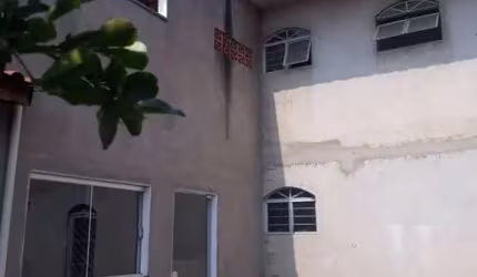 Casa com 3 quartos à venda na Rua Laurindo Mattezi, 127, Vila Helena, Sorocaba por R$ 370.000