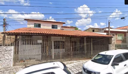 Casa com 3 quartos à venda na Rua Abolição, 103, Vila Jardini, Sorocaba por R$ 692.000