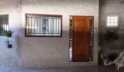 Casa com 2 quartos à venda na Rua João Bento Galvão, Jardim Maria Eugênia, Sorocaba por R$ 303.000