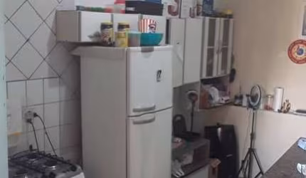 Casa com 2 quartos à venda na Rua Hélio de Meira, 1010, Jardim Abatiá, Sorocaba por R$ 192.000