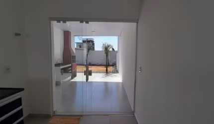 Casa com 3 quartos à venda na R. Maria Aparecida Cinto Vitiello, 400, Jardim São Paulo, Boituva por R$ 575.000