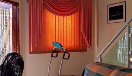 Casa com 2 quartos à venda na Rua Sebastiana Rosa Luposeli, 177, Jardim Tulipas, Sorocaba por R$ 410.000