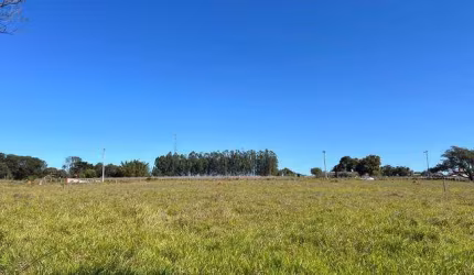 Terreno à venda no Porto, Capela do Alto  por R$ 270.000