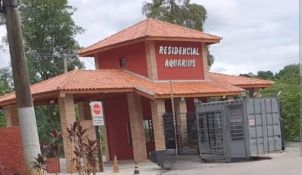 Chácara / sítio com 4 quartos à venda na Eliseu Leôncio de Sá, 10000, Aquarius, Araçoiaba da Serra por R$ 975.000