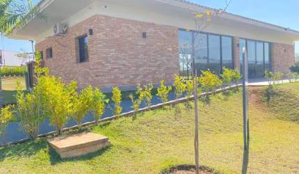 Casa em condomínio fechado com 3 quartos à venda na Avenida Doutor José Caetano Graziosi, 955, Wanel Ville, Sorocaba por R$ 930.000
