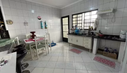 Casa com 2 quartos à venda na Rua Aparecida, 1010, Jardim Santa Rosália, Sorocaba por R$ 850.000