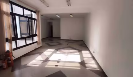 Prédio à venda na Rua Coronel Cavalheiros, 67, Centro, Sorocaba por R$ 1.800.000