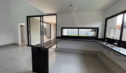 Casa em condomínio fechado com 3 quartos à venda na Rod. Raposo Tavares km 114, 114, Barreiro, Araçoiaba da Serra por R$ 1.980.000