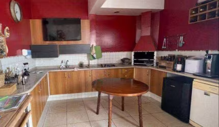 Casa em condomínio fechado com 5 quartos à venda na Rua Nelson Wilson, Parque Residencial Villa dos Inglezes, Sorocaba por R$ 1.800.000