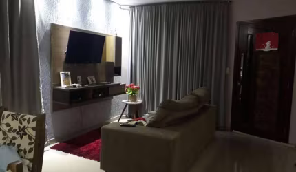 Casa com 2 quartos à venda na Rua Azolino Vieira, 46, Residencial Cristal, Votorantim por R$ 360.000